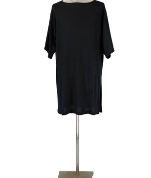 Noleggio completo nero uomo con mantello, pantalone e casacca ###