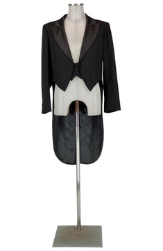 Noleggio Frac Uomo Elegante - Stile Raffinato Fine '800