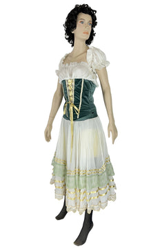 Noleggio Abito Storico donna Contadina in Velluto - rievocazioni