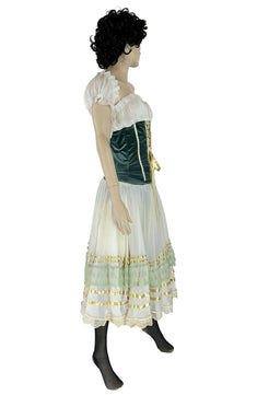 Noleggio Abito Storico donna Contadina in Velluto - rievocazioni