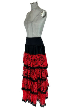 Noleggio Gonna Nera Donna con Balze in Pizzo Rosso - danza