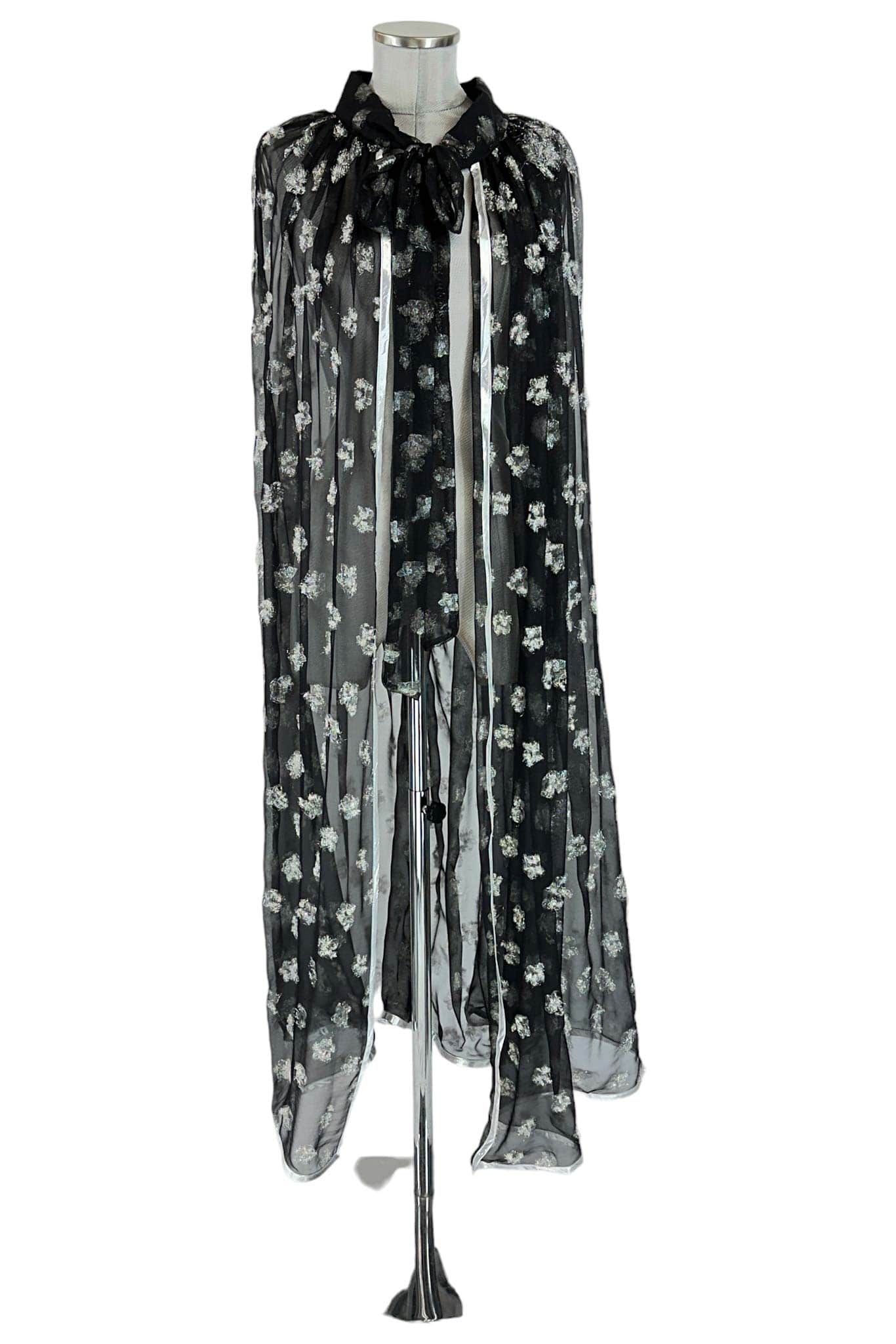 noleggio-mantella-elegante-donna-ricami-floreali-nera_1