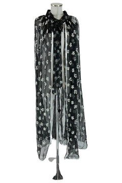 noleggio-mantella-elegante-donna-ricami-floreali-nera_1