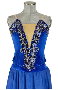 Noleggio Abito Blu da Ballo donna - Eleganza e Raffinatezza