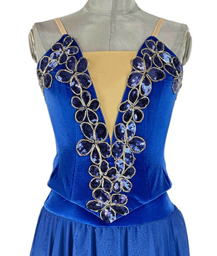 Noleggio Abito Blu da Ballo donna - Eleganza e Raffinatezza