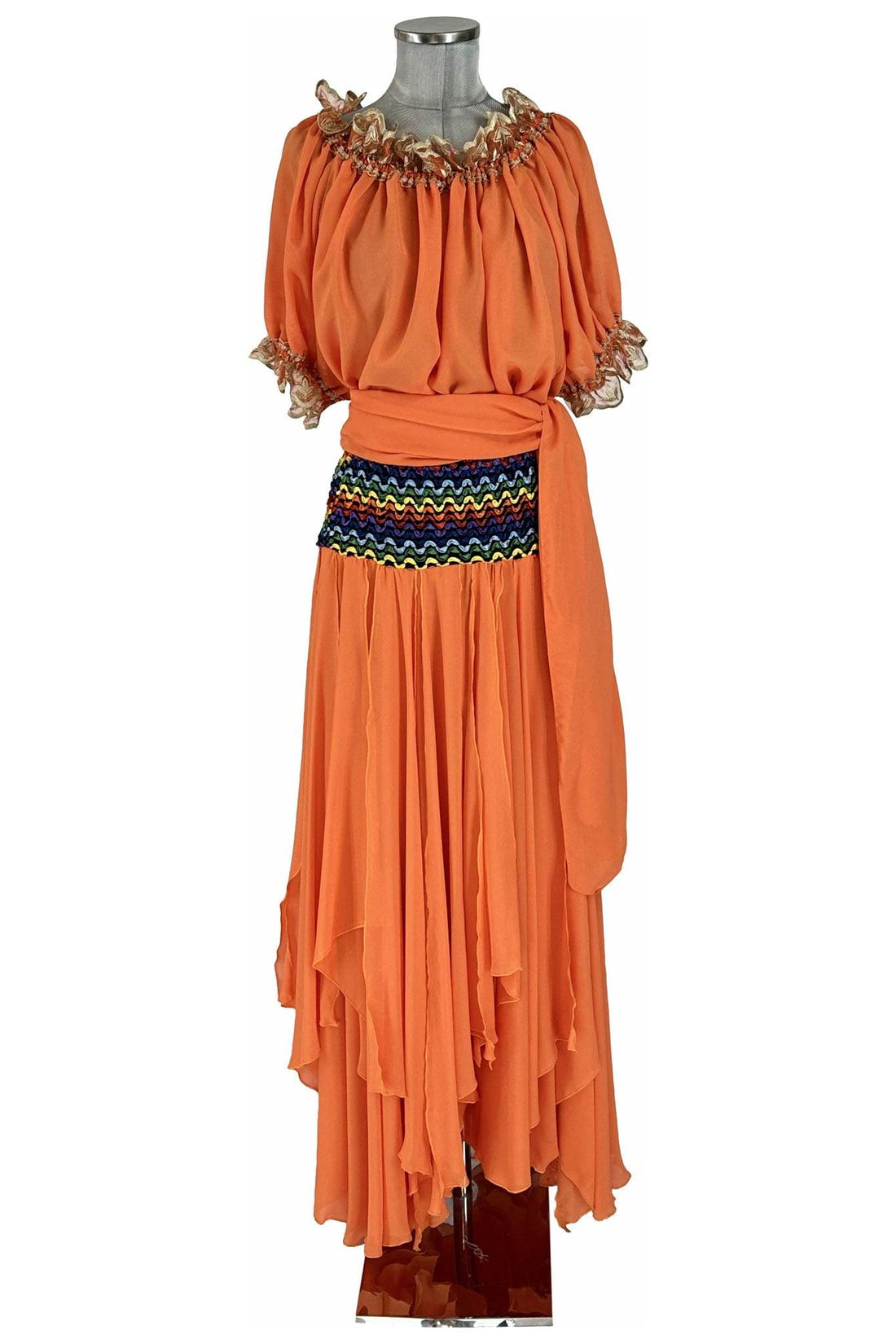 Noleggio Abito donna Etno-Chic Arancione - Eleganza e Vivacità