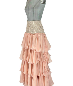 noleggio-abito-sera-donna-rosa-balze-eleganza-raffinata_2