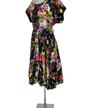 Noleggio Abito a Fiori donna Frida kahlo-Eleganza per Ogni Occasione
