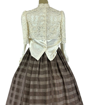 Noleggio Abito donna vintage con corpetto in pizzo e gonna a righe