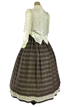 Noleggio Abito donna vintage con corpetto in pizzo e gonna a righe