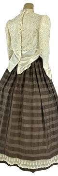 Noleggio Abito donna vintage con corpetto in pizzo e gonna a righe