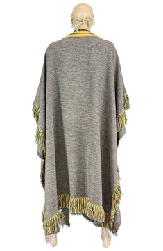 Noleggio tunica e mantello storico uomo con frange dorate ###