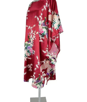 Noleggio Kimono Donna Rosso con Fiori - Eleganza Orientale