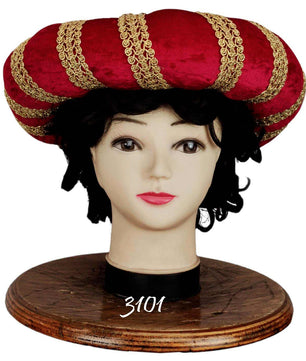noleggio-copricapo-storico-velluto-rosso-dorato_1
