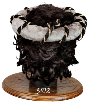 noleggio-copricapo-medievale-storico-donna-elegante_2