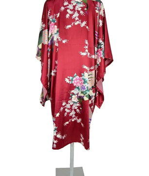 Noleggio Kimono Donna Rosso con Fiori - Eleganza Orientale
