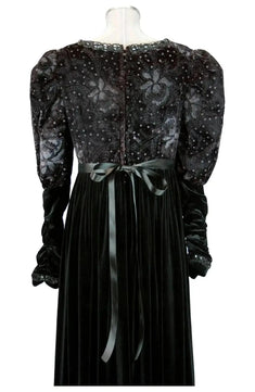 Noleggio Abito donna Rinascimento in velluto - storico