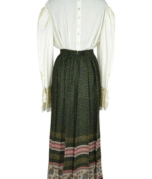 Noleggio Abito Donna Stile Vittoriano - Elegante e Storico