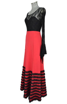 Noleggio abito flamenco donna rosso e nero con pizzo elegante