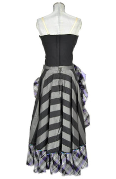 noleggio-abito-donna-flamenco-viola-nero-halloween_3