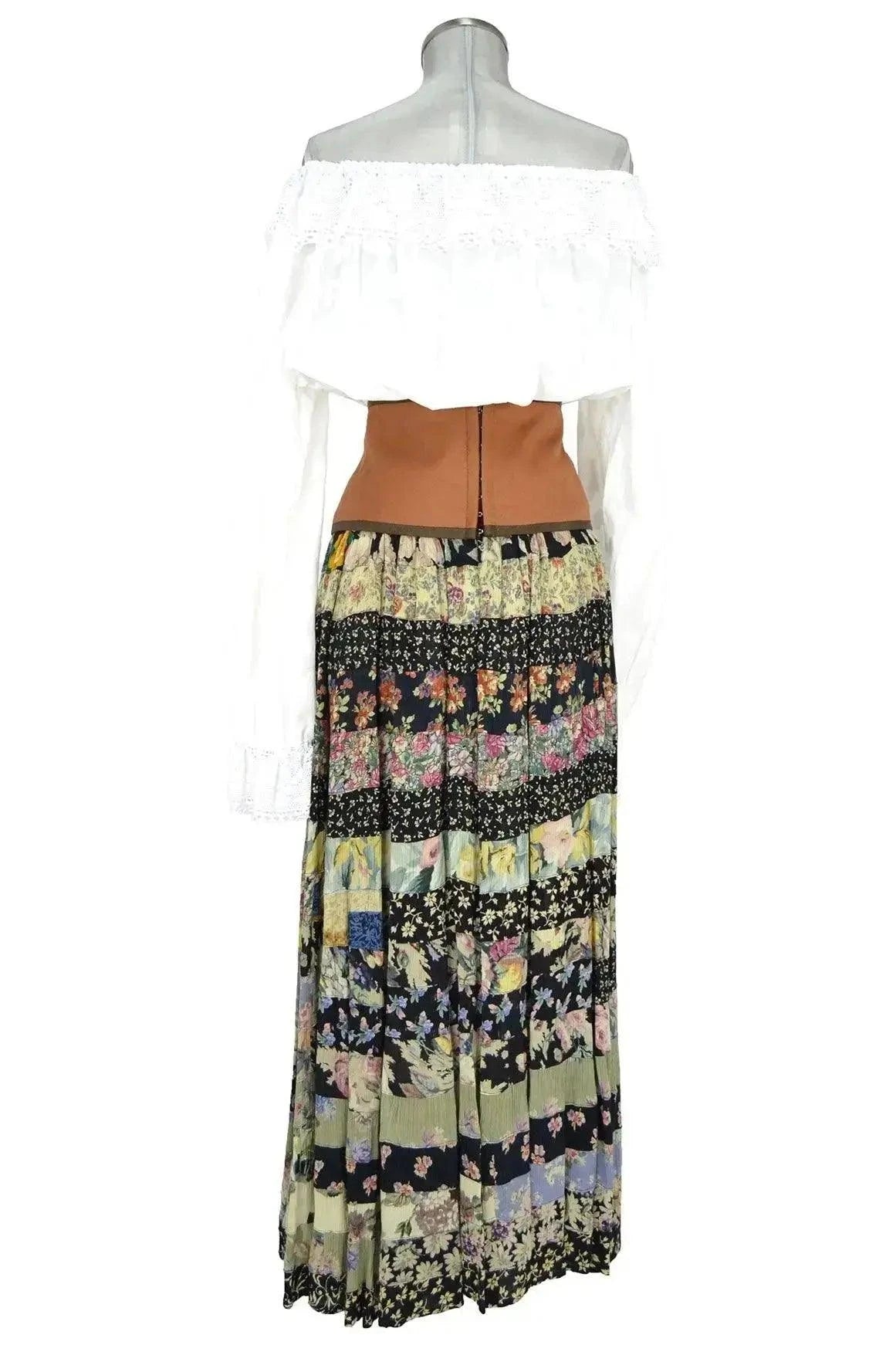 Noleggio abito donna stile gitano - Esmeralda - danza - vintage