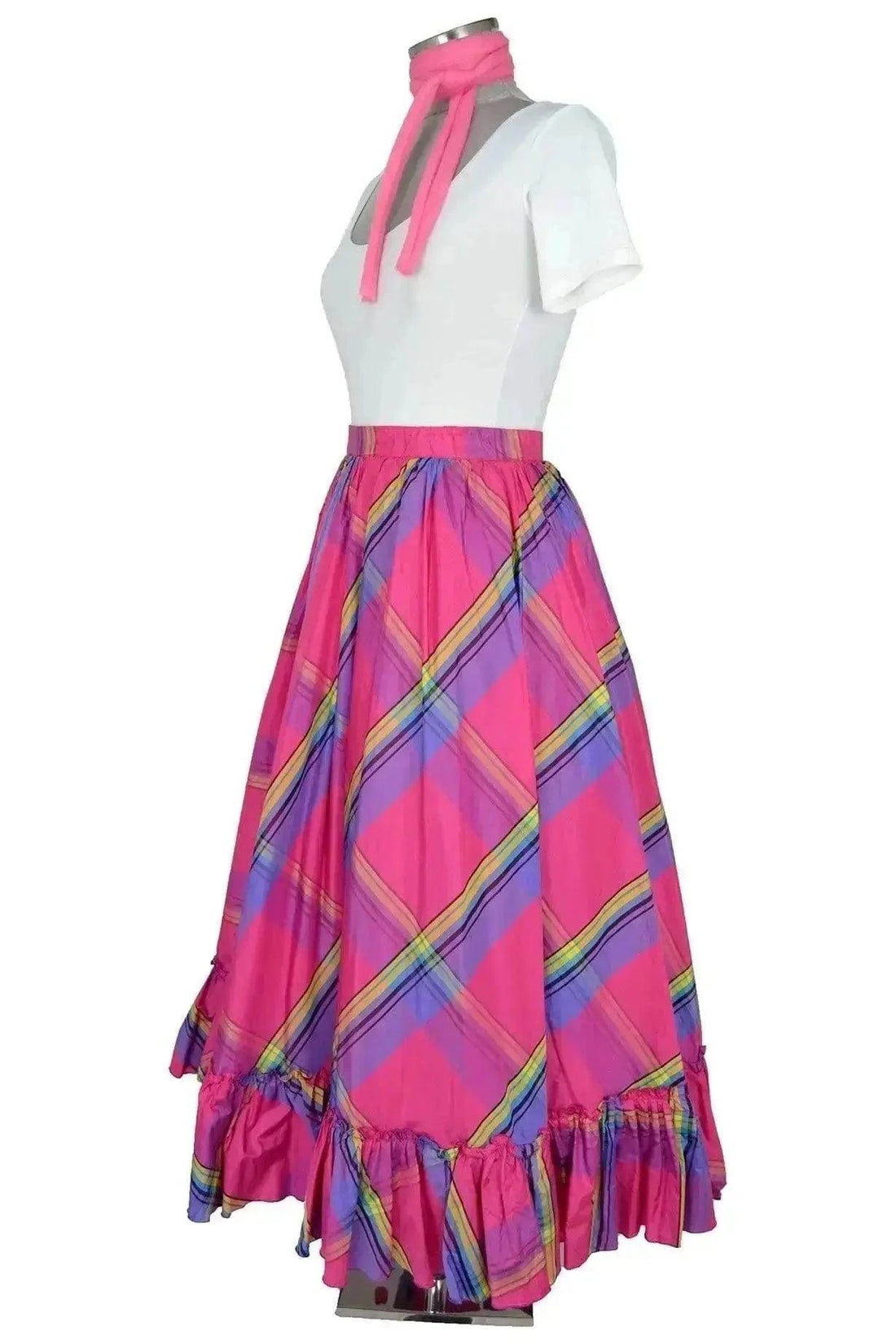 Noleggio abito donna country con gonna scozzese rosa