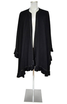 Mantella donna del ceto medio per serata chic