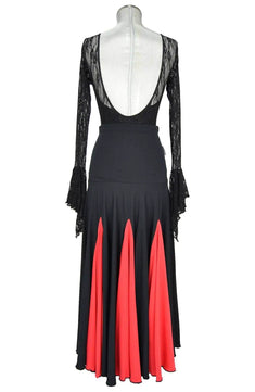 Mise per donna, strega, vampira, zingara o travestimenti, recite e bal