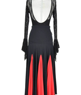 Mise per donna, strega, vampira, zingara o travestimenti, recite e bal