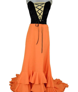 Noleggio abito donna bata de cola per Flamenco o danze etniche