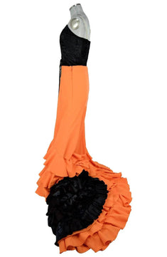 Noleggio abito donna bata de cola per Flamenco o danze etniche