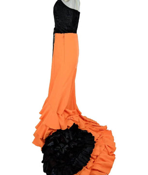 Noleggio abito donna bata de cola per Flamenco o danze etniche