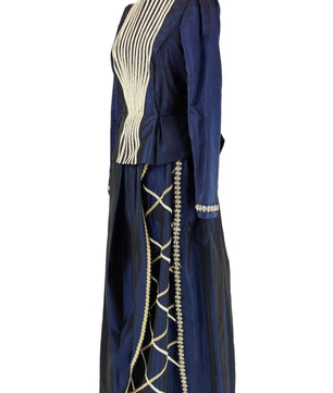 Noleggio Abito Donna Storico Blu con Dettagli Bianchi