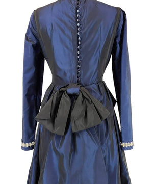 Noleggio Abito Donna Storico Blu con Dettagli Bianchi