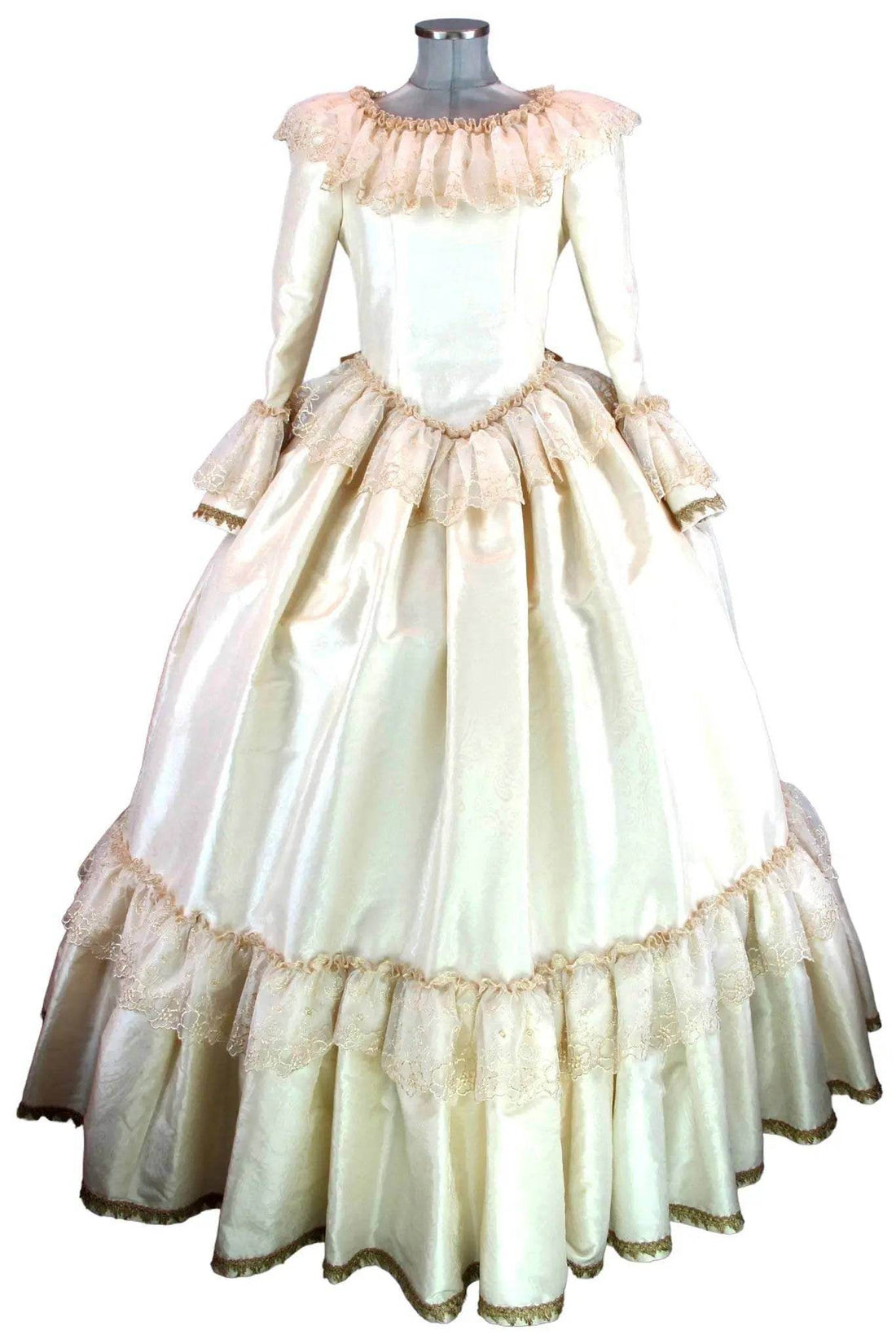 Noleggio abito donna debuttante del &