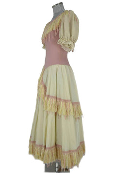 Noleggio abito donna per balletto o teatro - storico - danza