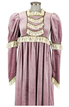 Noleggio abito donna Rinascimento - Giulietta- in velluto latte e vino - storico