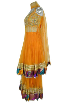 Noleggio Abito orientale donna danza del ventre o Bollywood - storico - carnevale