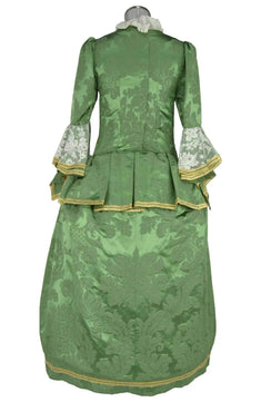 Noleggio abito storico Donna Settecento verde Goldoni in vista posteriore con gonna decorata e pannelli bordati oro