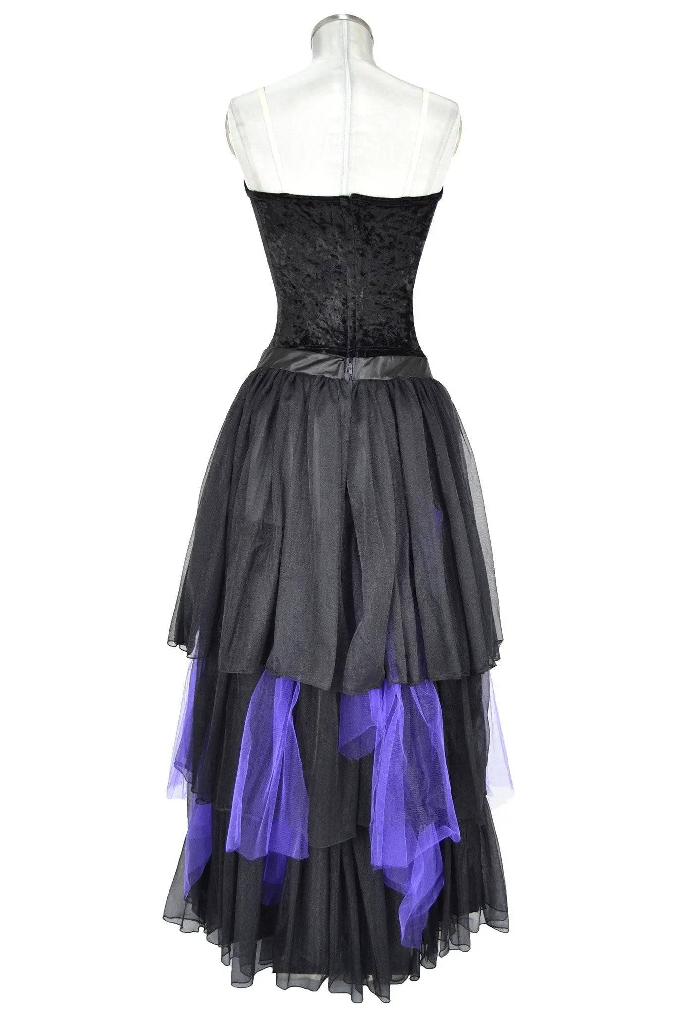 Noleggio Abito-tutù da Carnevale per donna adatto a vampira, strega, sposa-cadavere