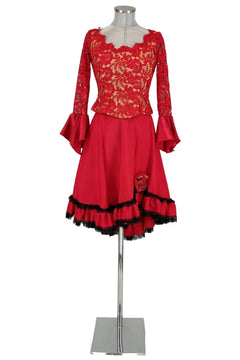 Noleggio costume donna spagnola in pizzo - danza