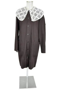 noleggio-grembiule-marrone-colletto-ricamato-unisex_1
