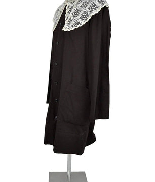 noleggio-grembiule-marrone-colletto-ricamato-unisex_2
