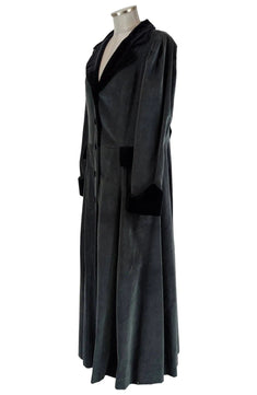 Noleggio lungo cappotto donna in velluto di fine '800 - vintage