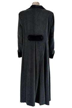 Noleggio lungo cappotto donna in velluto di fine '800 - vintage