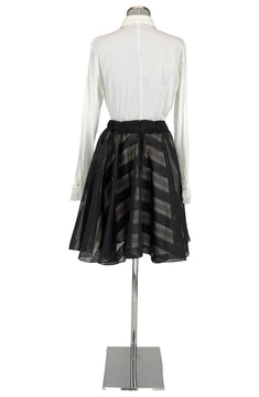 Noleggio Abito Donna Segretaria Corto: Eleganza e Professionalità