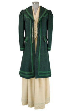 Noleggio Vestito e Soprabito Donna dell'800: Eleganza Storica in Affitto