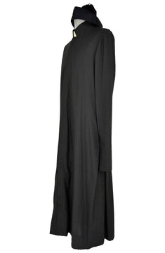 Tonaca uomo per personaggi come prete povero in film e teatro