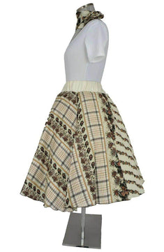 Costume donna dal taglio anni '50 per musical o danza