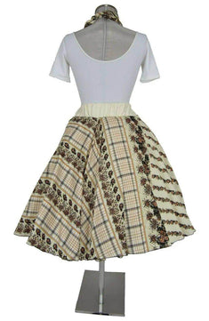 Costume donna dal taglio anni '50 per musical o danza